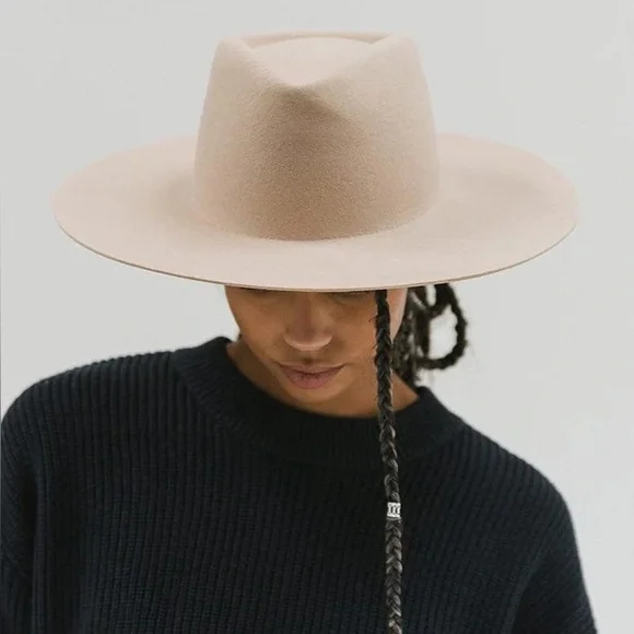 New Gigi Pip DAKOTA TRIANGLE CROWN HAT - CREAM BLEMISHED - Picture 2 of 7